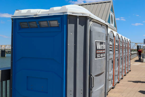 Best VIP or Luxury Restroom Trailers in Muldrow, OK